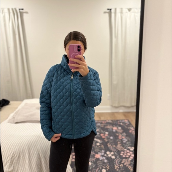 Athleta Jackets & Blazers - Athleta Whisper Featherless Puffer Quilted Full Zip